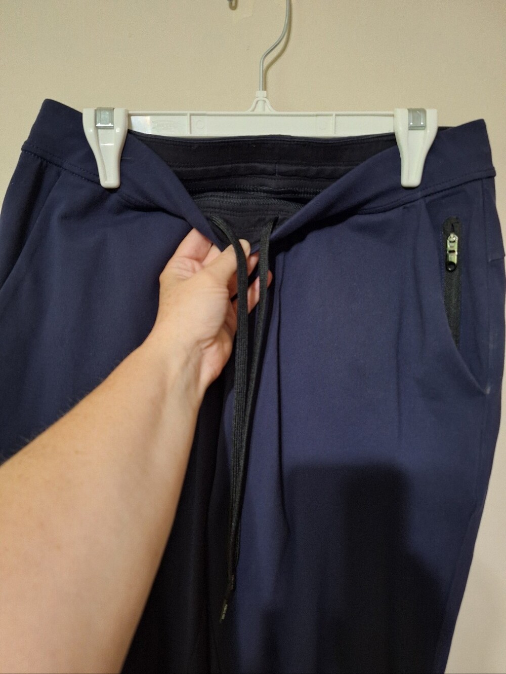 Public Rec Mens All Day Every Day Jogger Pants Navy 30x30 Stretch Travel Gym - Picture 4 of 10